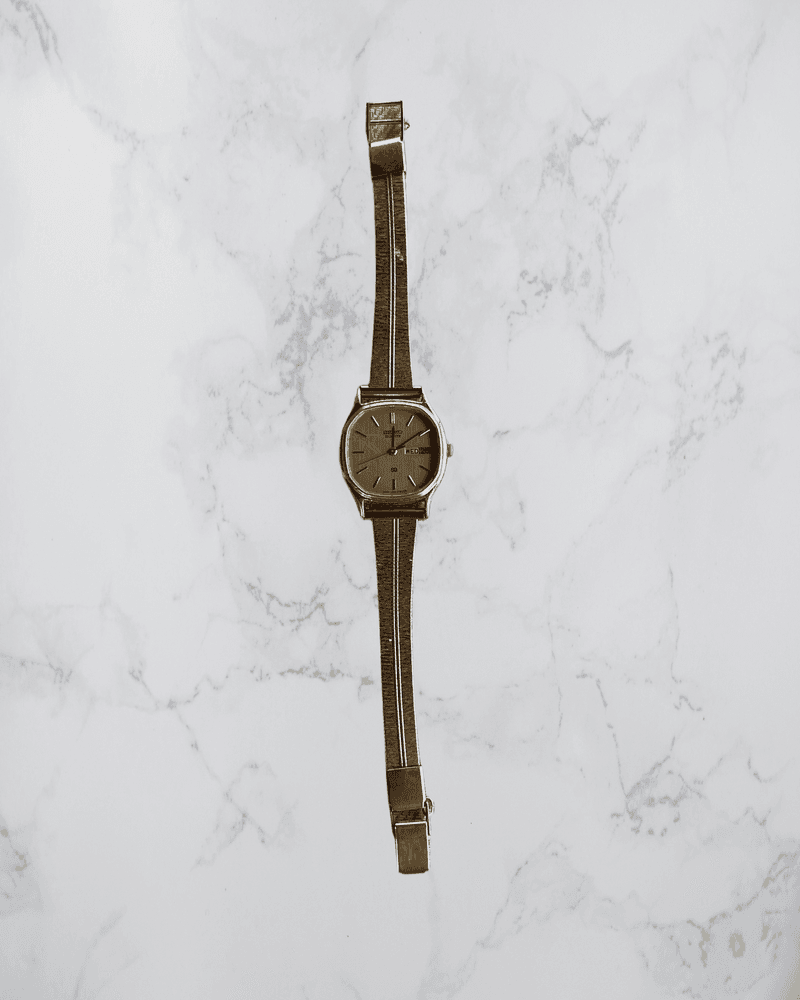 Gullfarget Seiko Dameklokke