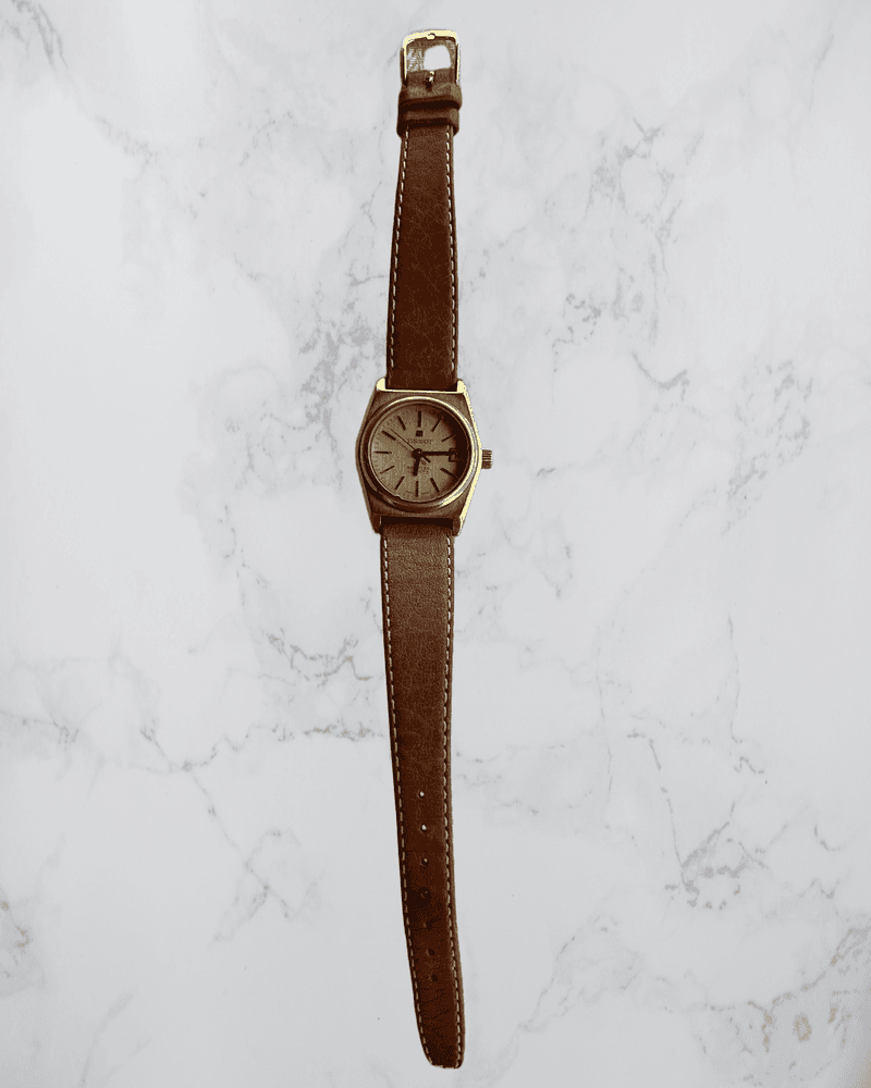 Gullfarget Tissot Dameklokke